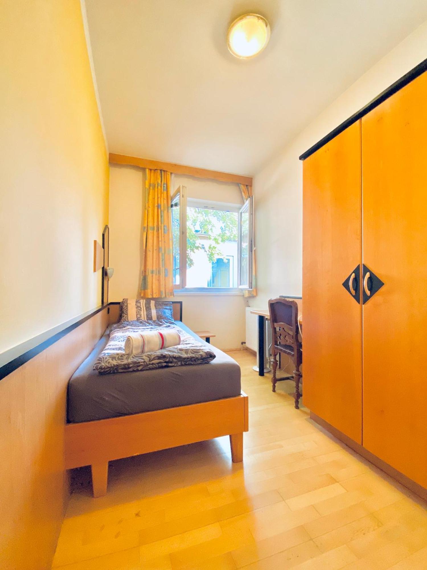 Affordable Central Rooms, 10-Min To Lugner City 维也纳 外观 照片