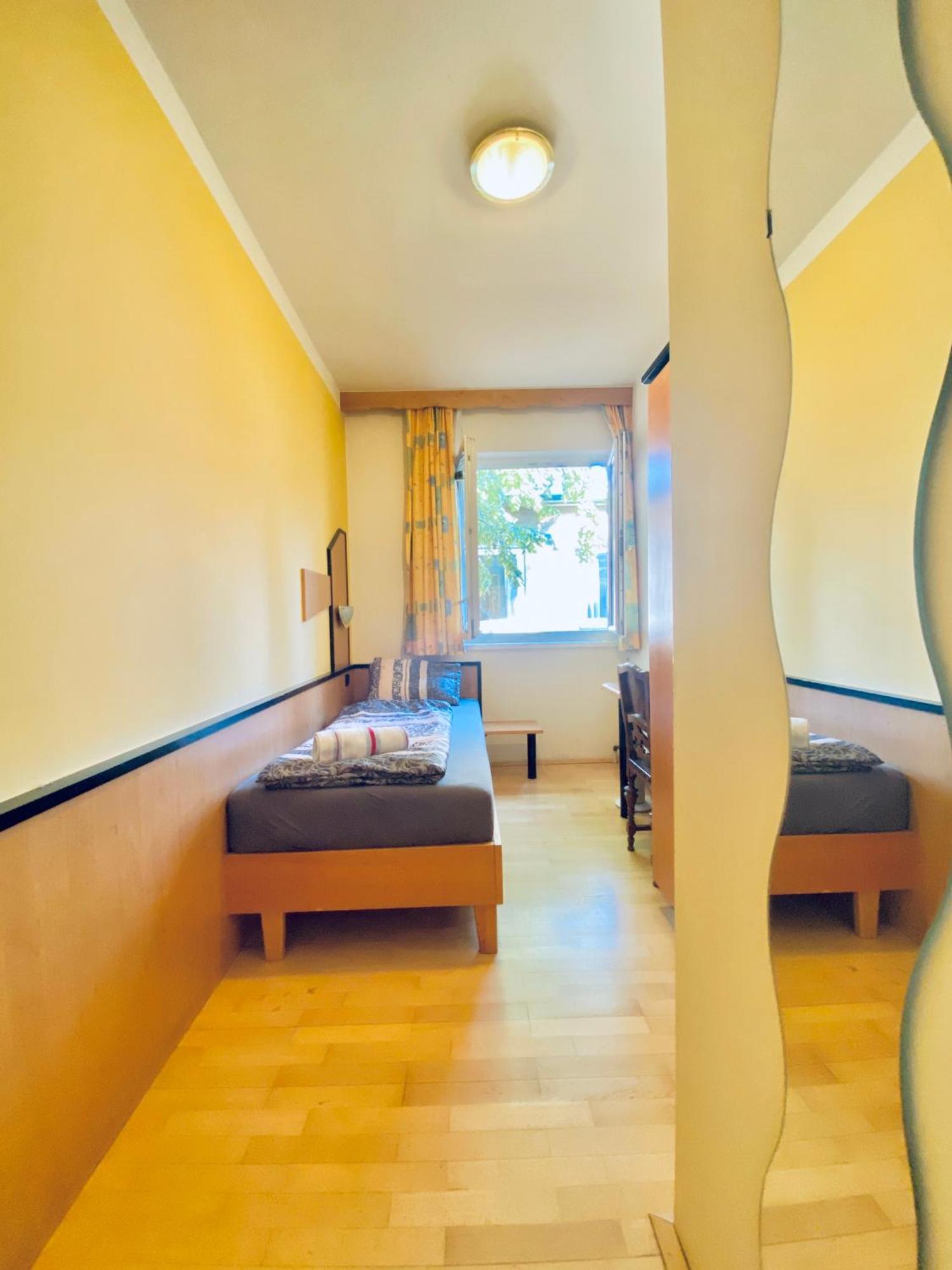 Affordable Central Rooms, 10-Min To Lugner City 维也纳 外观 照片