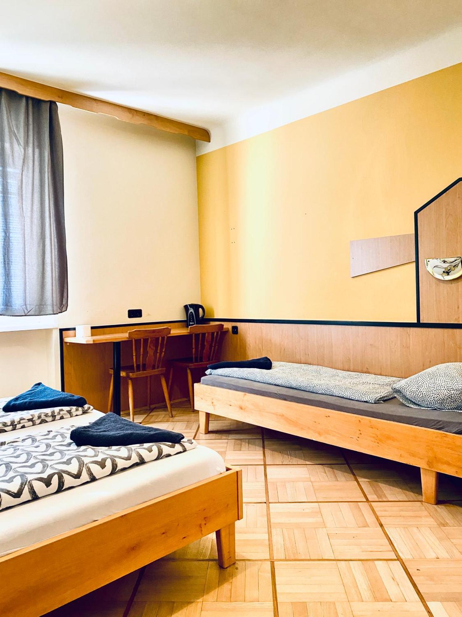 Affordable Central Rooms, 10-Min To Lugner City 维也纳 外观 照片